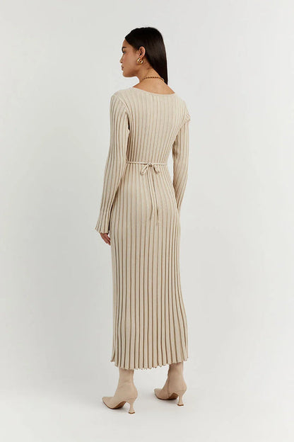 Robe midi en Maille Yasmin avec col et Manches en V - Chloé® Paris
